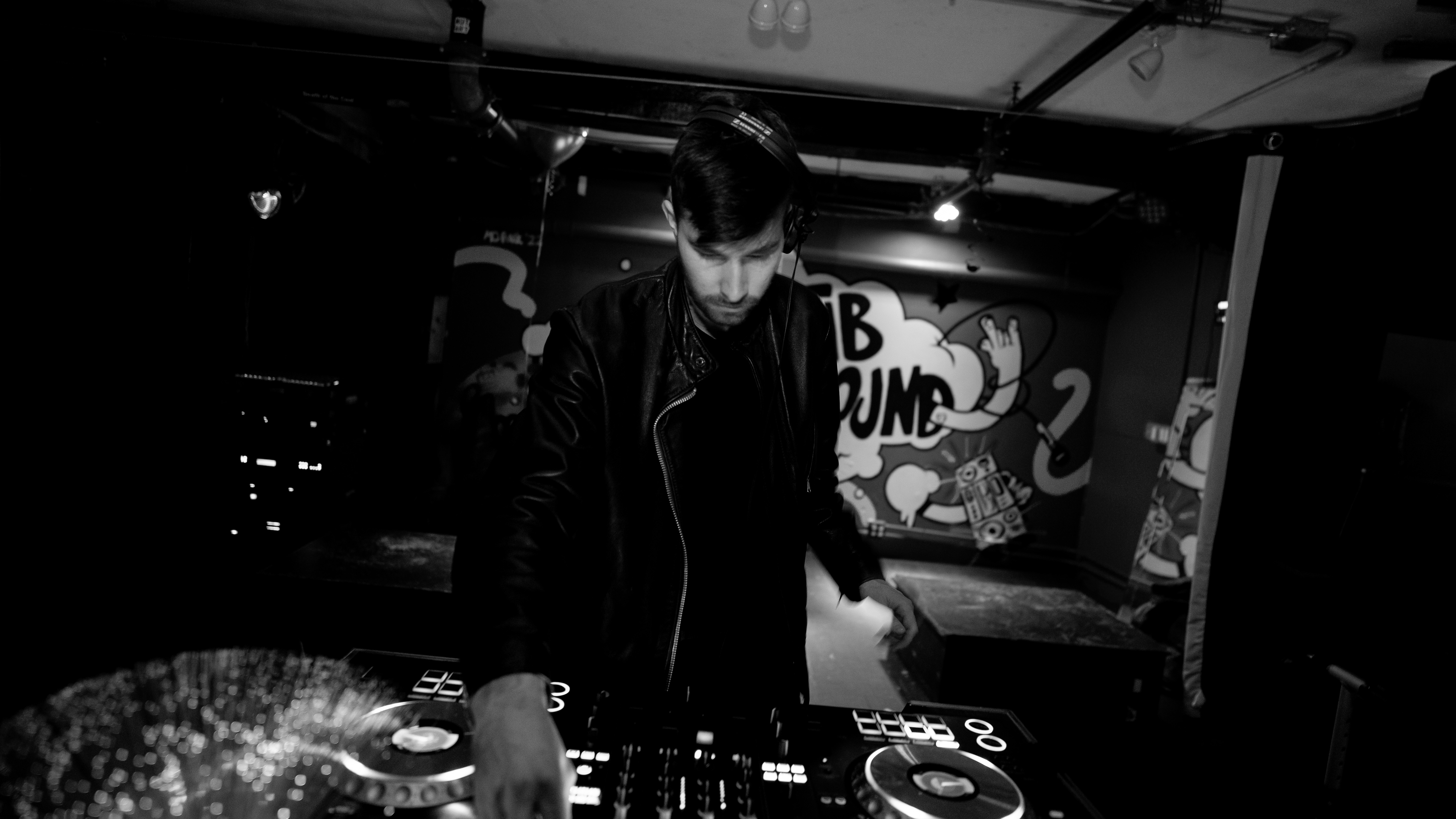 IVNSKY DJing @ The Cantab Lounge // Shamada Productions